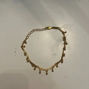 Gold Dangly Bracelet